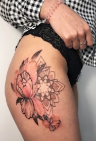 女生大腿侧部漂亮性感的8款纹身作品